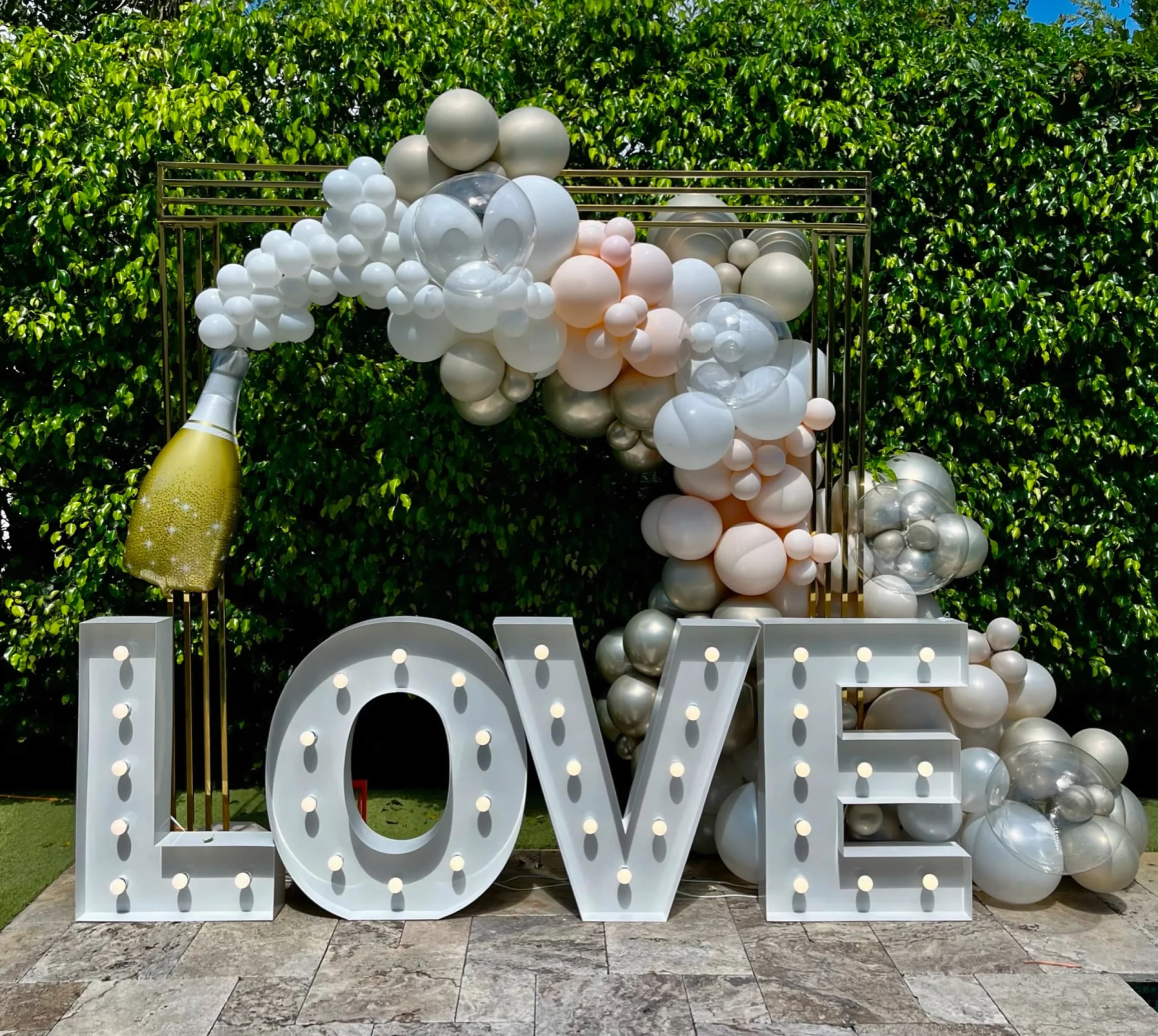 How Long Do Balloons Stay Inflated?